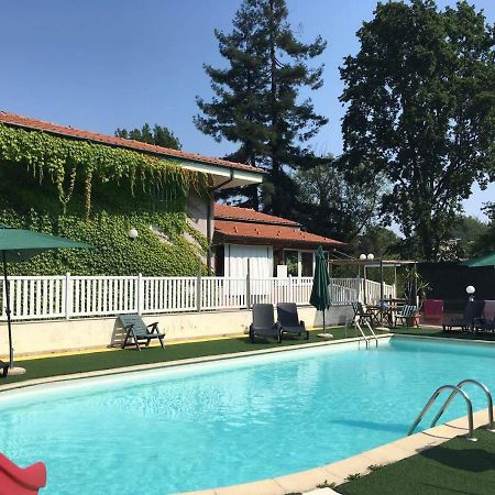 Fattoria Sequoia Bed and Breakfast Castagneto Po Εξωτερικό φωτογραφία