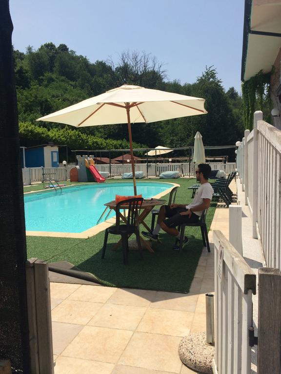 Fattoria Sequoia Bed and Breakfast Castagneto Po Εξωτερικό φωτογραφία
