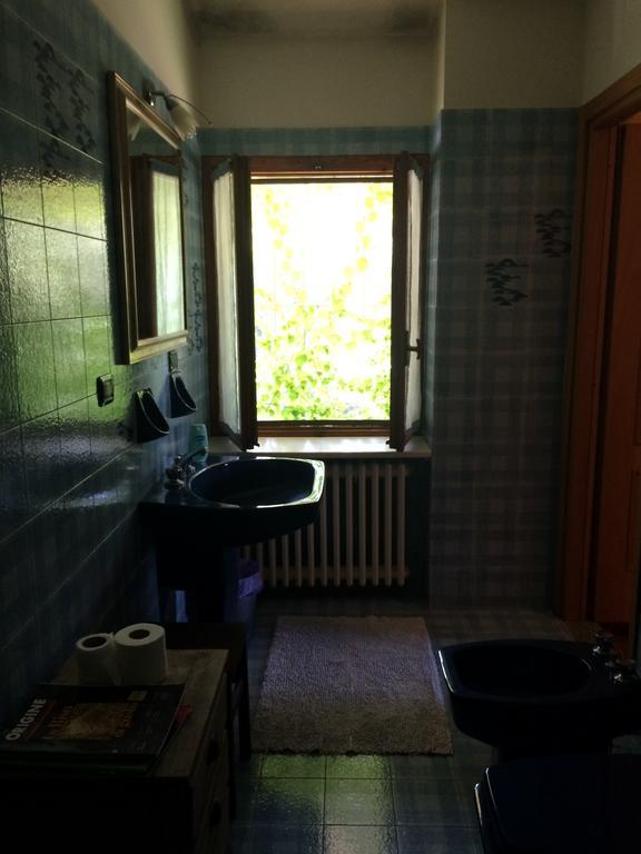 Fattoria Sequoia Bed and Breakfast Castagneto Po Δωμάτιο φωτογραφία
