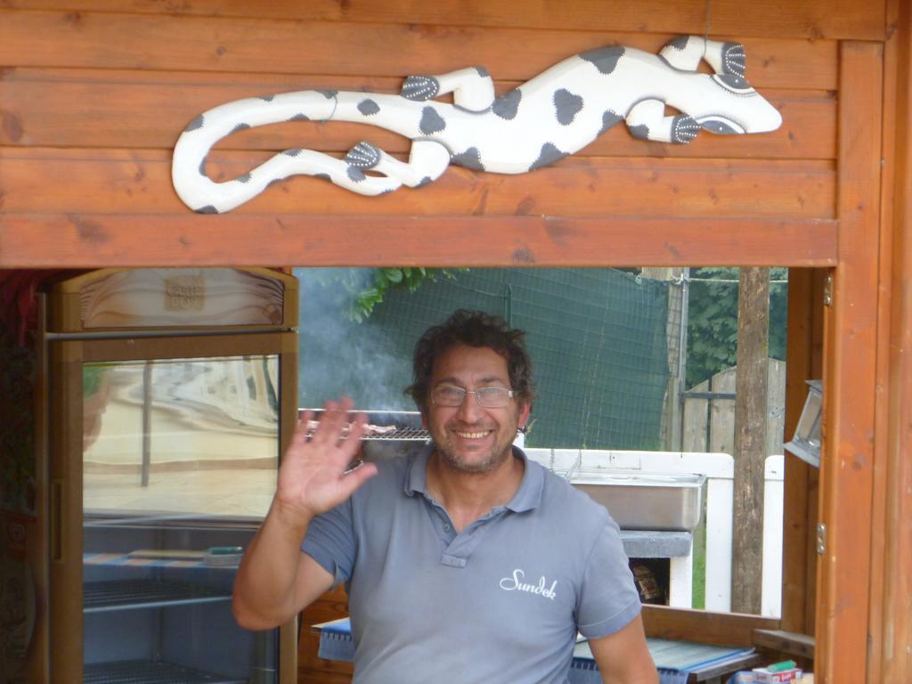Fattoria Sequoia Bed and Breakfast Castagneto Po Εξωτερικό φωτογραφία